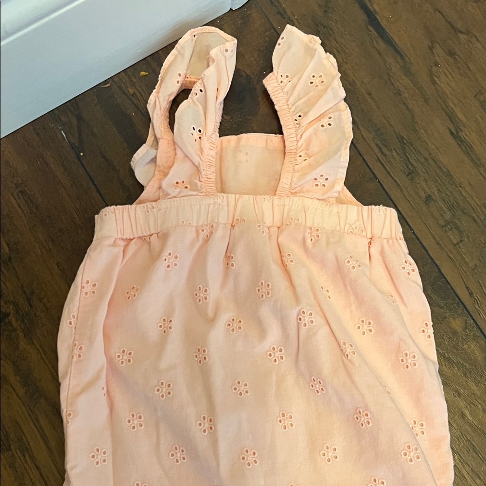 EUC and GUC Lot of Baby Rompers and Bubbles. - Picture 9 of 16